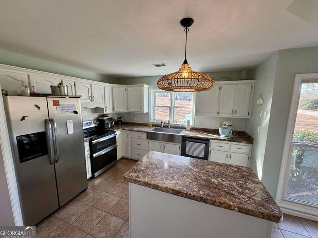 818 Miracle Lane, Vidalia, GA 30474