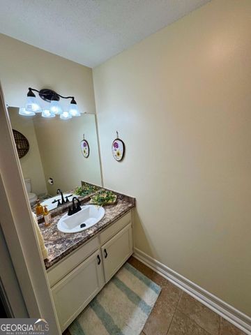 818 Miracle Lane, Vidalia, GA 30474