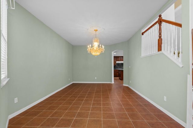 11 Loganberry Ct, Sacramento, CA 95835