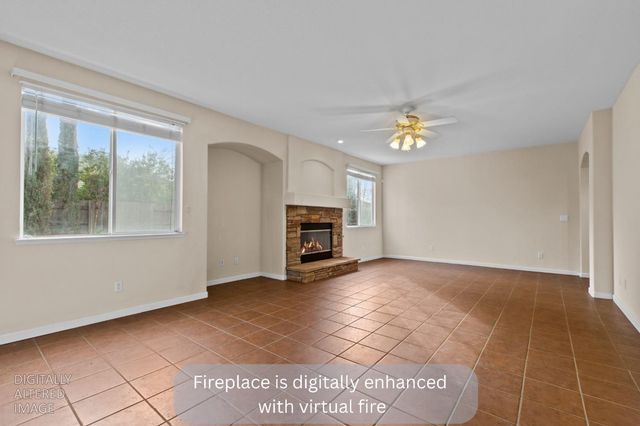 11 Loganberry Ct, Sacramento, CA 95835