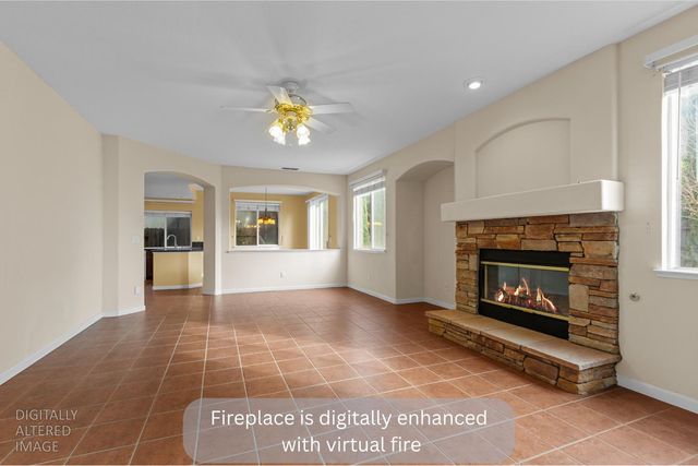 11 Loganberry Ct, Sacramento, CA 95835