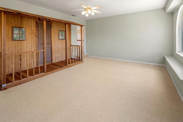 11 Loganberry Ct, Sacramento, CA 95835