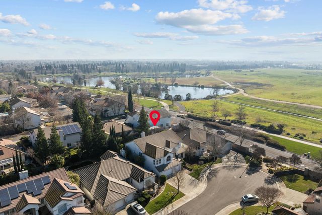 11 Loganberry Ct, Sacramento, CA 95835