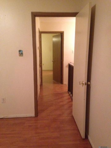 1941 Southpointe Dr, Baton Rouge, LA 70808