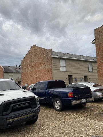 1941 Southpointe Dr, Baton Rouge, LA 70808