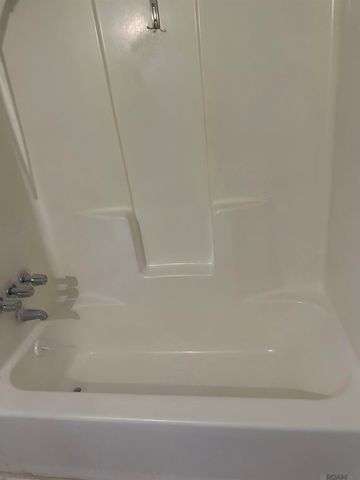 1941 Southpointe Dr, Baton Rouge, LA 70808