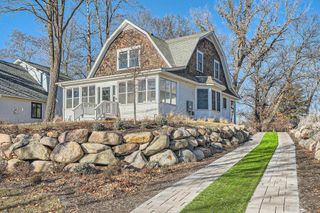 1045 Lake Street E, Wayzata, MN 55391