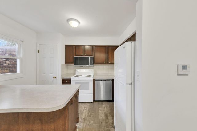 631 Simbury Street, Columbus, OH 43228