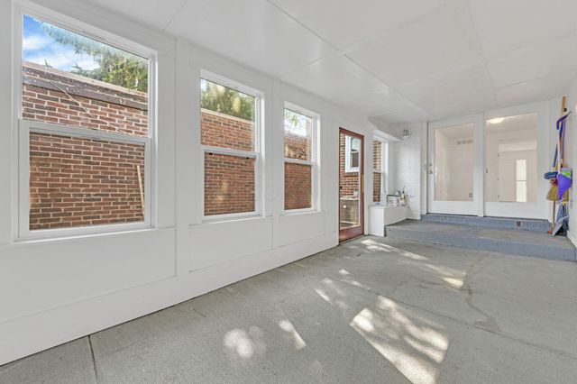 631 Simbury Street, Columbus, OH 43228