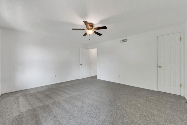 631 Simbury Street, Columbus, OH 43228