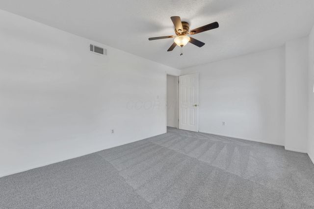 631 Simbury Street, Columbus, OH 43228