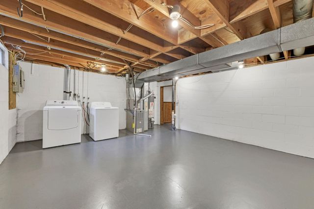 631 Simbury Street, Columbus, OH 43228