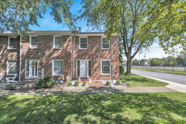 631 Simbury Street, Columbus, OH 43228