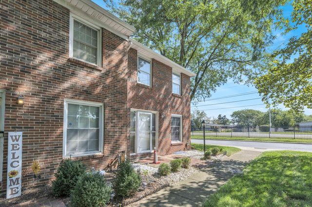 631 Simbury Street, Columbus, OH 43228