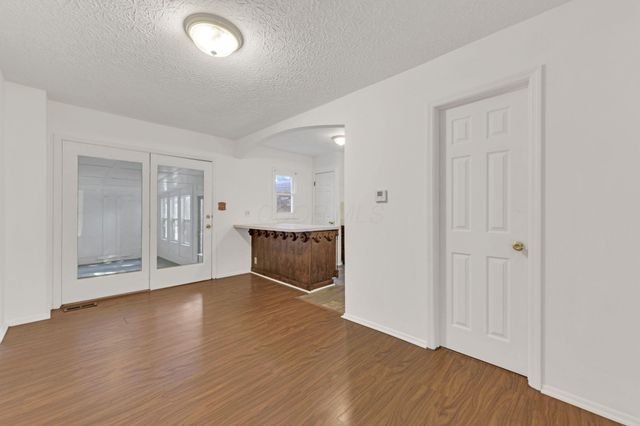 631 Simbury Street, Columbus, OH 43228