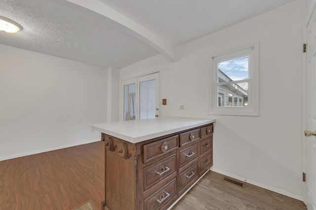 631 Simbury Street, Columbus, OH 43228