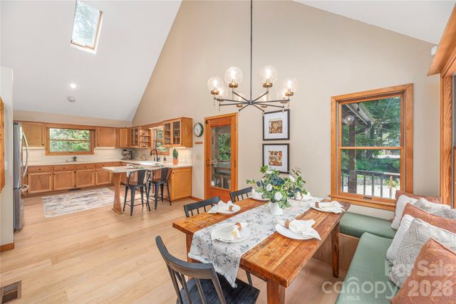 1551 Walnut Creek Road, Waynesville, NC 28786