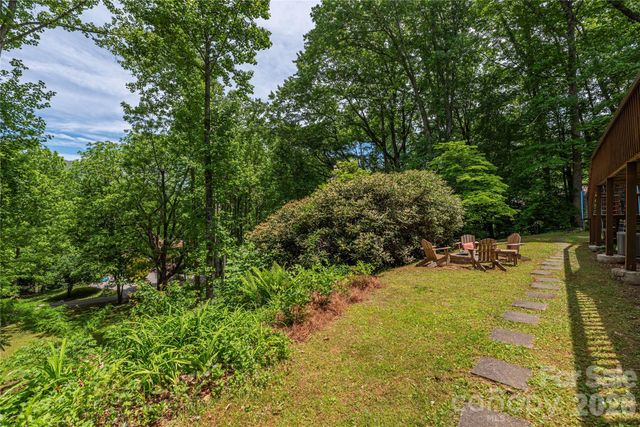 1551 Walnut Creek Road, Waynesville, NC 28786