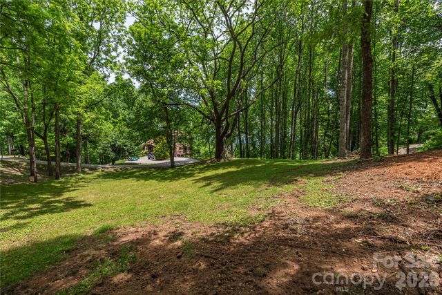 1551 Walnut Creek Road, Waynesville, NC 28786