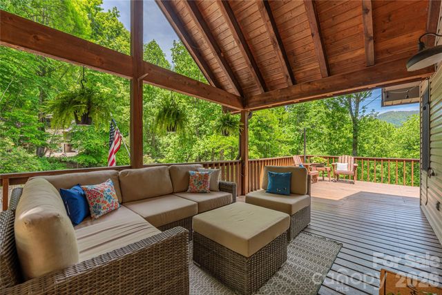 1551 Walnut Creek Road, Waynesville, NC 28786