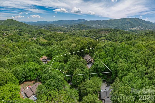 1551 Walnut Creek Road, Waynesville, NC 28786
