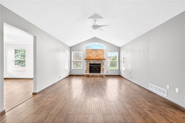 6034 Triple Crown Cir, Hempfield Twp, PA 15601