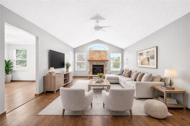 6034 Triple Crown Cir, Hempfield Twp, PA 15601