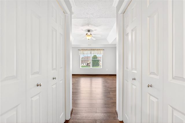 6034 Triple Crown Cir, Hempfield Twp, PA 15601