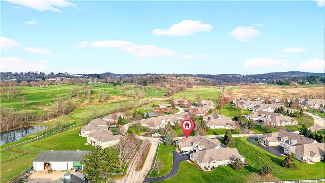 6034 Triple Crown Cir, Hempfield Twp, PA 15601