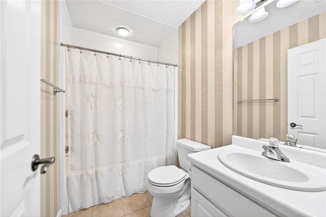 6034 Triple Crown Cir, Hempfield Twp, PA 15601