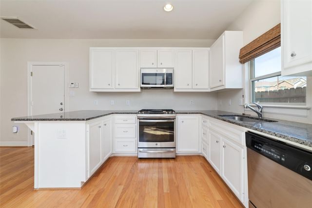 826 E 40th Street, Houston, TX 77022