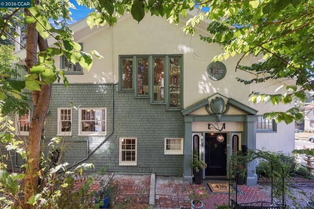 430 Adams St, Oakland, CA 94610