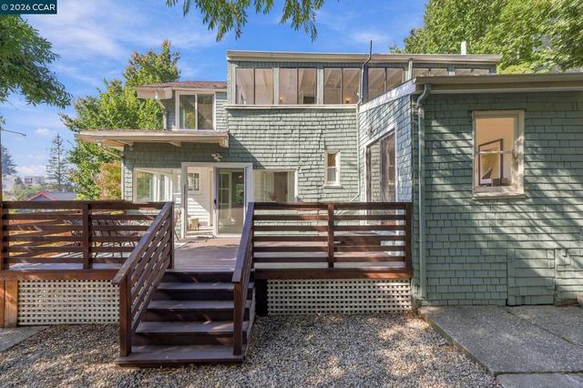 430 Adams St, Oakland, CA 94610