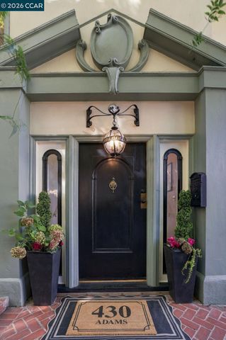 430 Adams St, Oakland, CA 94610
