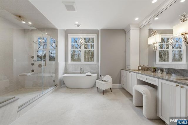 68 Grandview Avenue, Upper Saddle River, NJ 07458