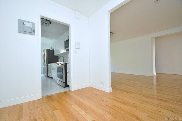 1 Broad Parkway 5R, White Plains, NY 10601
