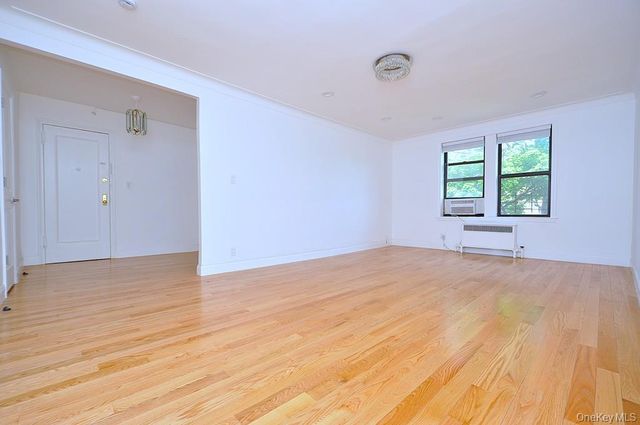 1 Broad Parkway 5R, White Plains, NY 10601