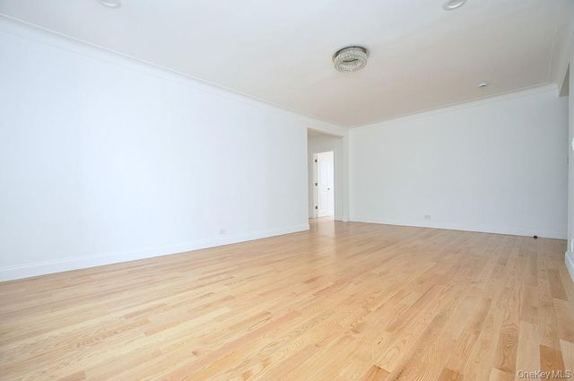 1 Broad Parkway 5R, White Plains, NY 10601