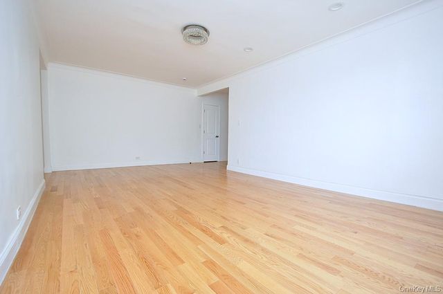 1 Broad Parkway 5R, White Plains, NY 10601
