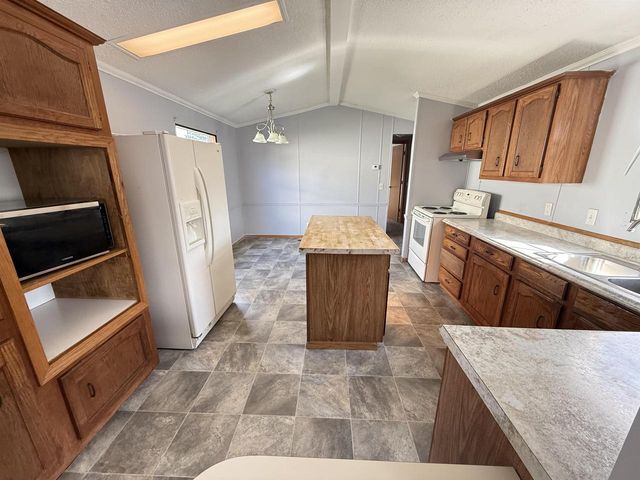 W210N11631 Pinecrest Lane, Germantown, WI 53022