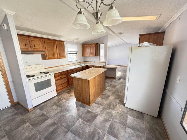 W210N11631 Pinecrest Lane, Germantown, WI 53022