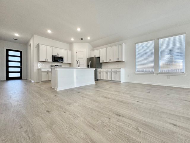 329 Tinto ST, Leander, TX 78641