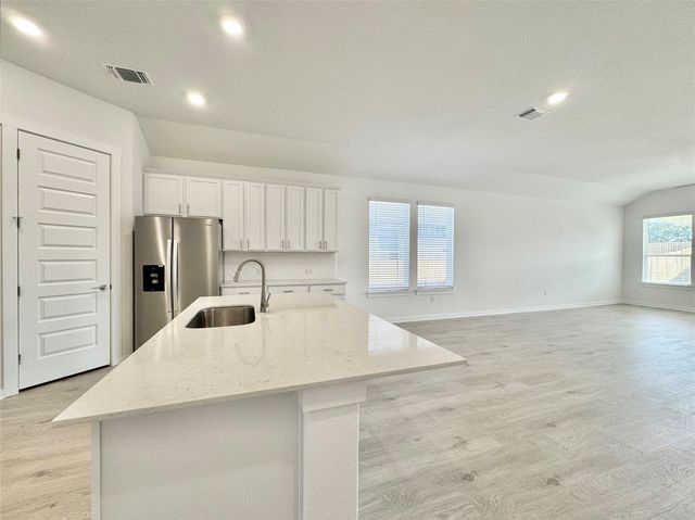 329 Tinto ST, Leander, TX 78641