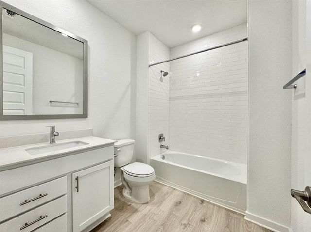 329 Tinto ST, Leander, TX 78641