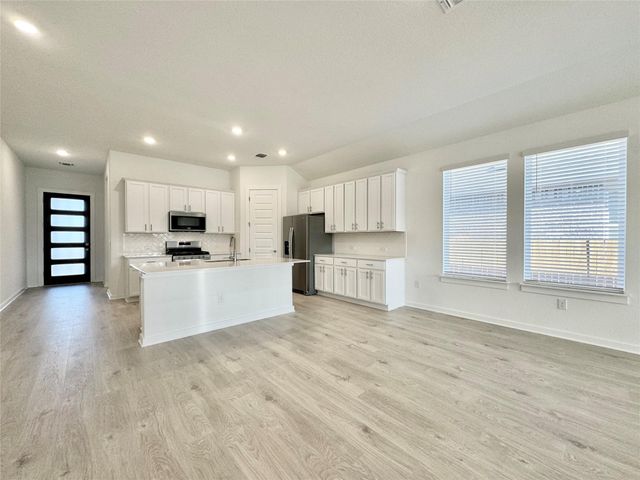 329 Tinto ST, Leander, TX 78641