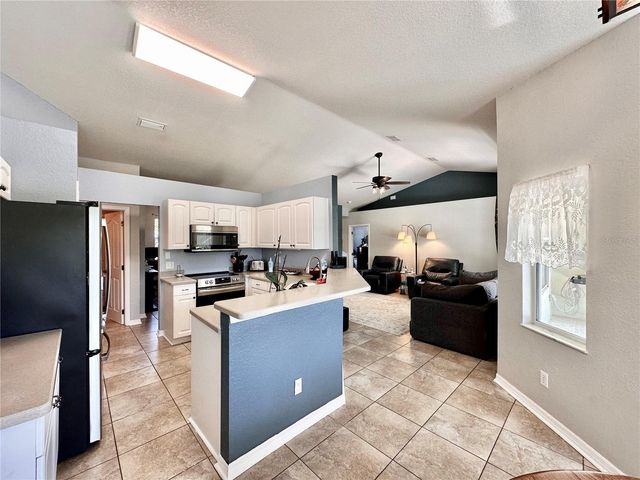 13073 SW 3RD COURT, Ocala, FL 34473