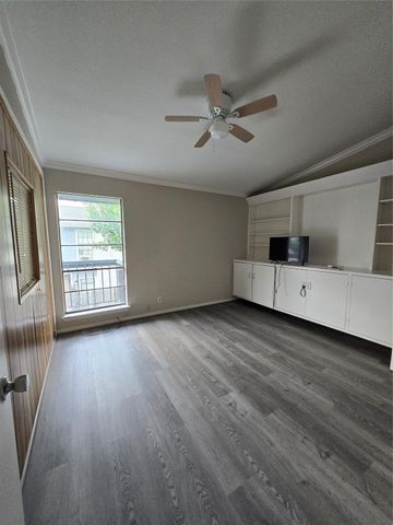 9550 Deering Drive 408, Houston, TX 77036