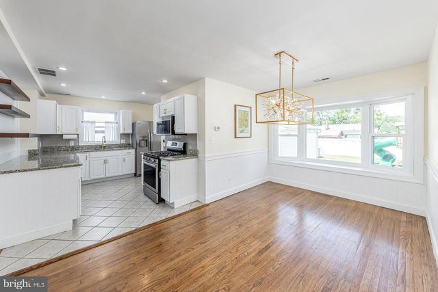 1177 LAWNTON AVE, West Deptford, NJ 08096