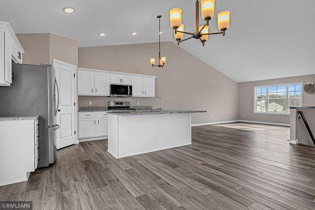 4719 6th Street NE, Saint Cloud, MN 56304