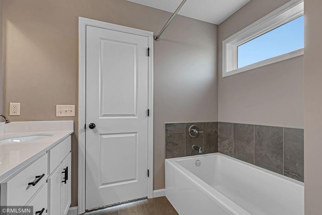 4719 6th Street NE, Saint Cloud, MN 56304